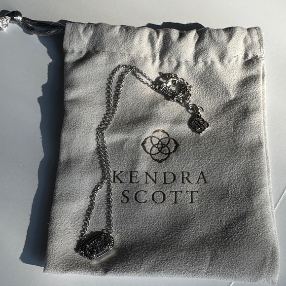 Kendra Scott Silver Pendant Necklace in Platinum Drusy - Picture 11 of 16